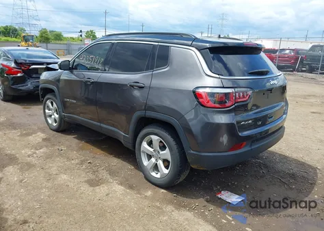 2018 Jeep Compass Latitude 4X4 из США, поврежденный, VIN 3C4NJDBB5JT355582